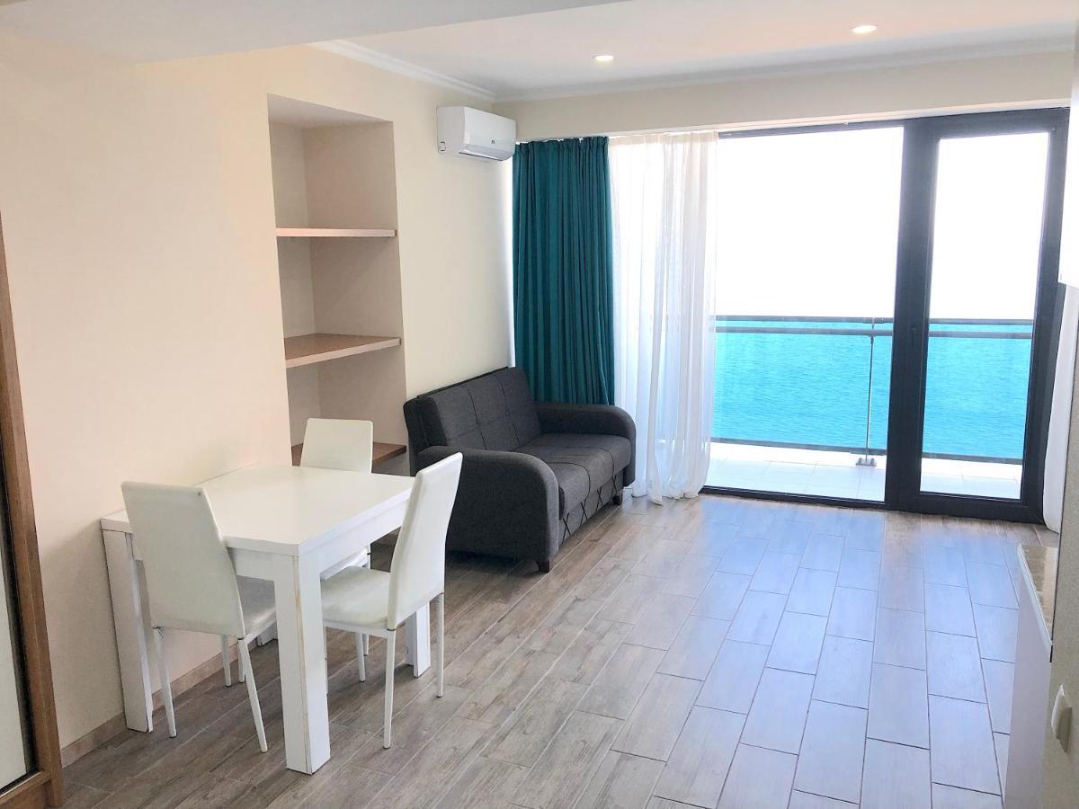 Batumi Orbi Beach Tower Exterior photo
